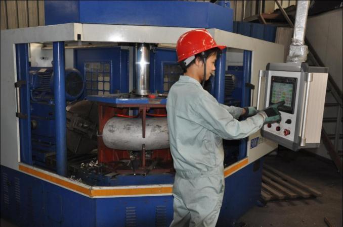 不銹鋼彎頭生產設備