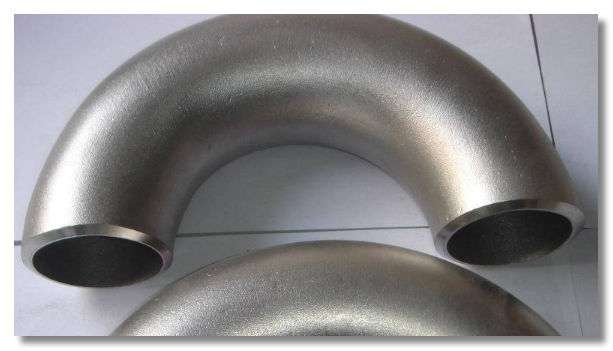 無縫彎頭和沖壓彎頭是無縫拼接的操縱